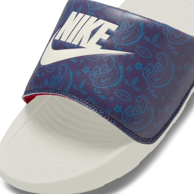 Picture of NIKE VICTORI ONE PRINTED SLIDE 'WHITE BLUE'